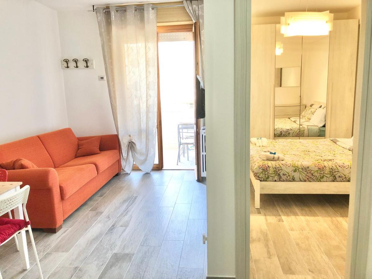 Vita Marina Lägenhet Porto SantʼElpidio Exteriör bild
