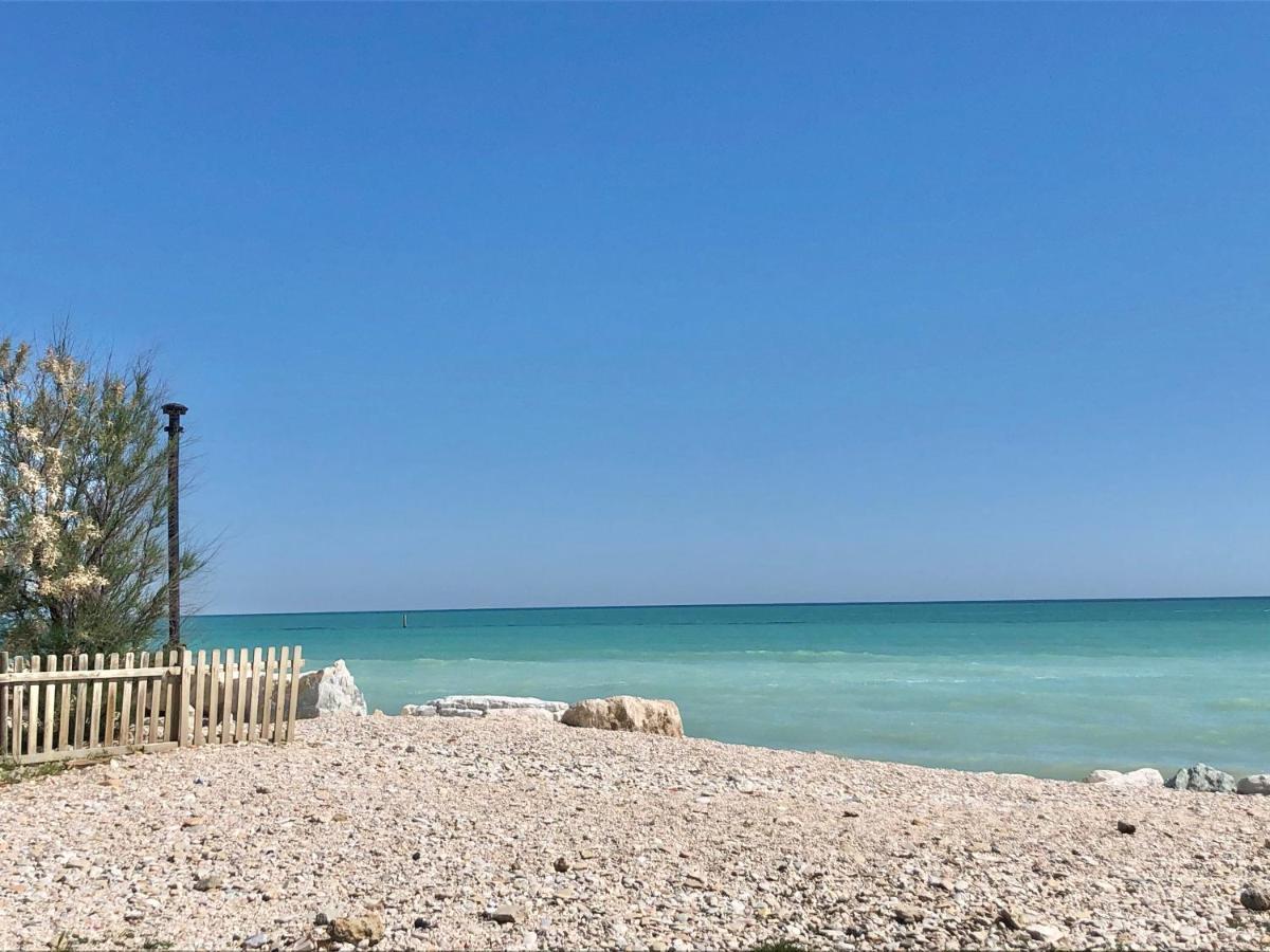 Vita Marina Lägenhet Porto SantʼElpidio Exteriör bild