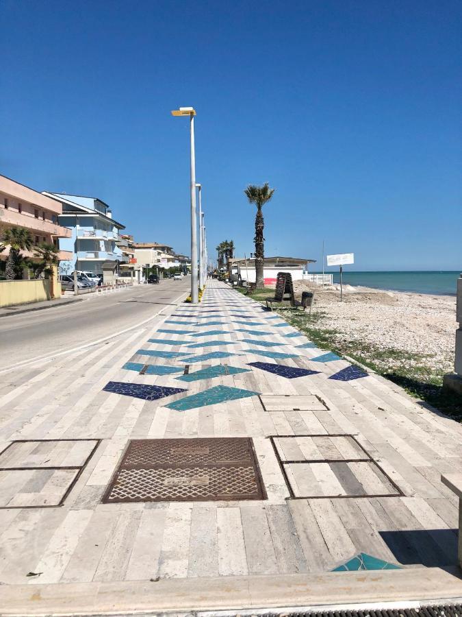 Vita Marina Lägenhet Porto SantʼElpidio Exteriör bild