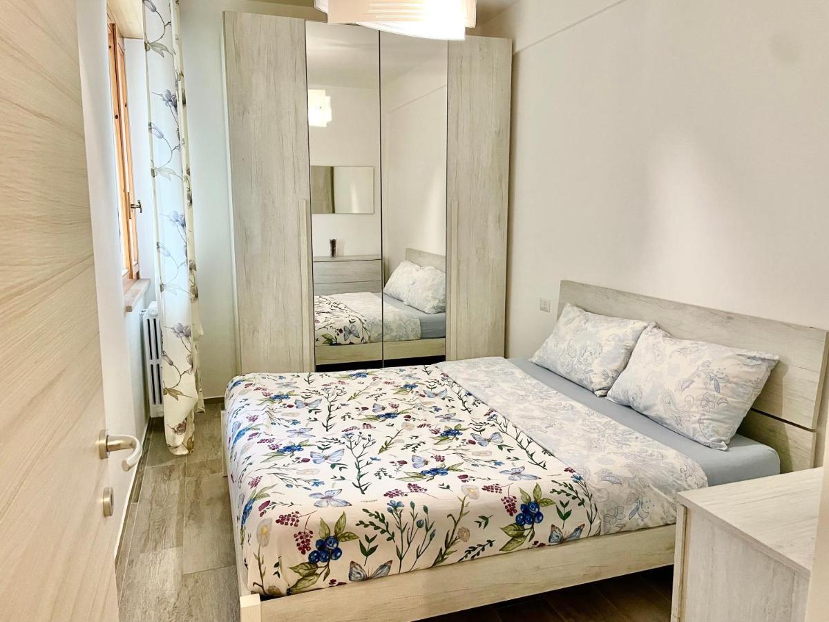 Vita Marina Lägenhet Porto SantʼElpidio Exteriör bild