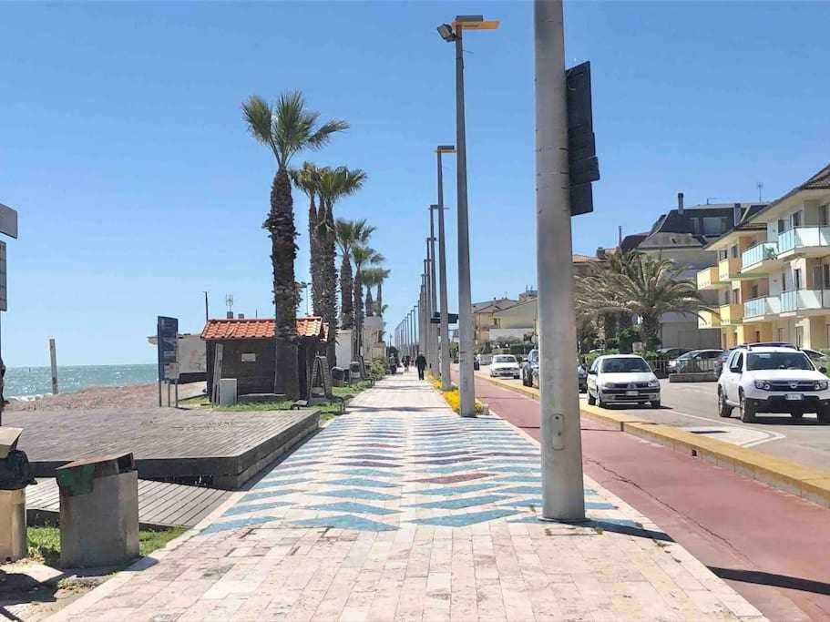 Vita Marina Lägenhet Porto SantʼElpidio Exteriör bild